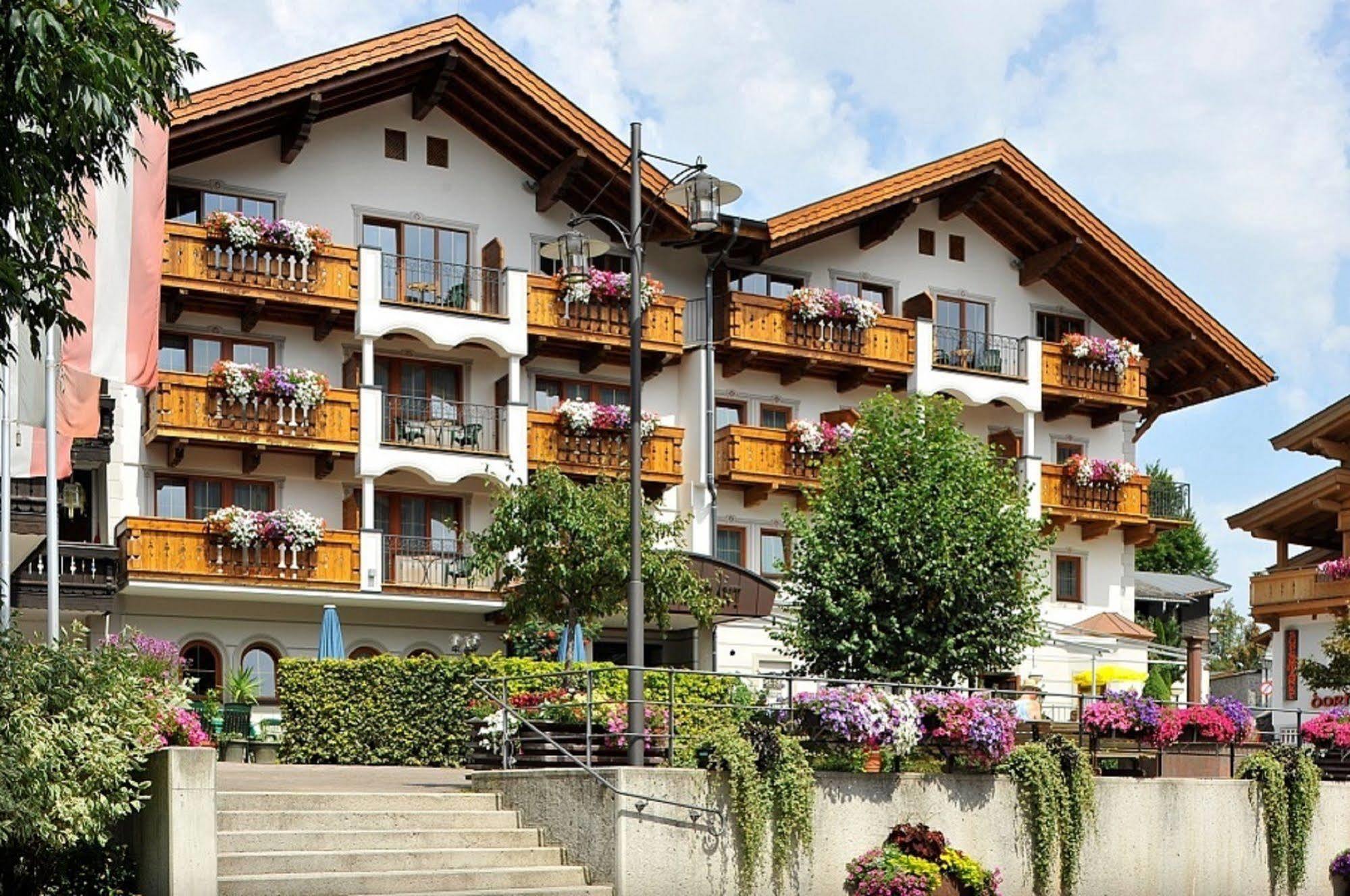 Hotel Feldwebel Söll Екстериор снимка