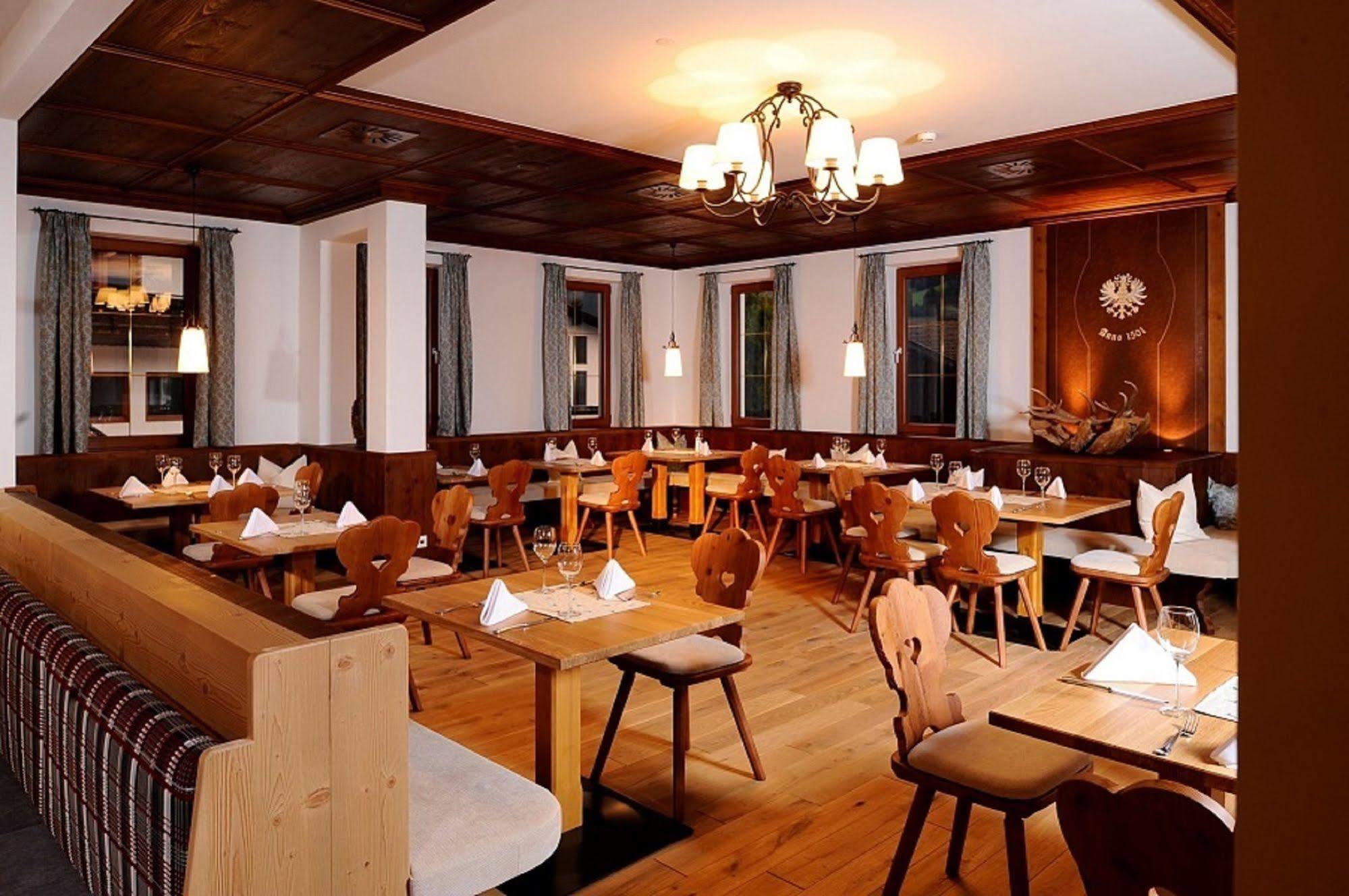 Hotel Feldwebel Söll Екстериор снимка